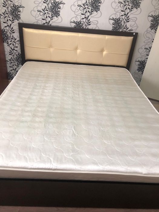 Продам двуспальная кровать