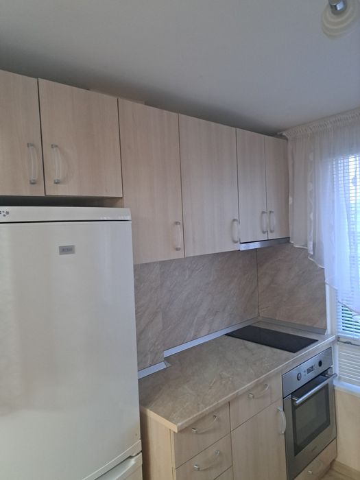 Дава се под наем Едностаен апартамент в Ямбол, Възраждане - 35 кв.м за 173.4 € - Снимка #3