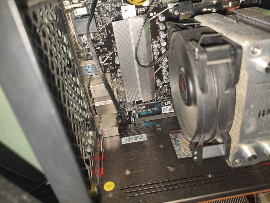 Цял сет компютър. Ryzen 7 7800 x3d