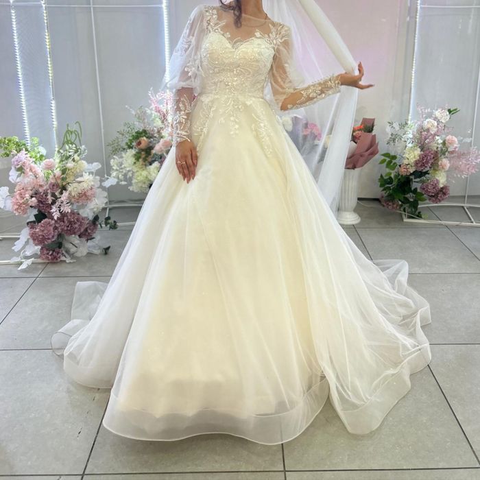 Шикарное свадебное платье