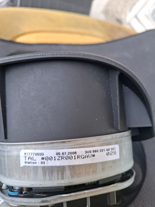 AIRBAG - 3U0880201AB3X1 Skoda  -5J1 880 202 B