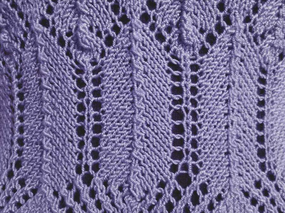 Вязаный пуловер ручной работы