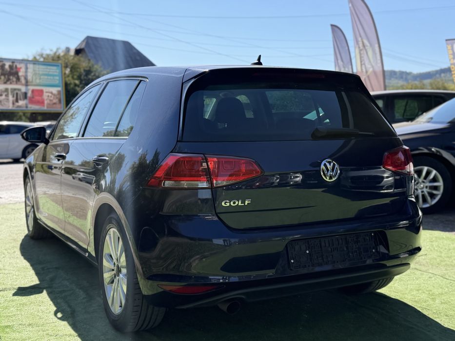 Volkswagen Golf 7  si in rate
