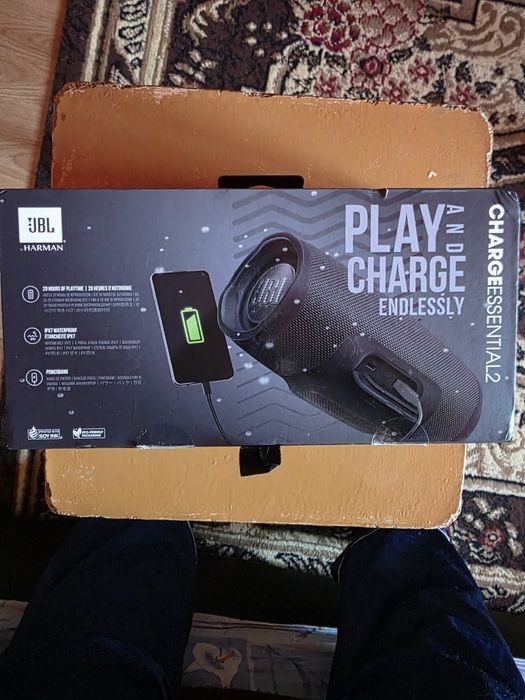 Vând boxa jbl nouă nouța de 40 W