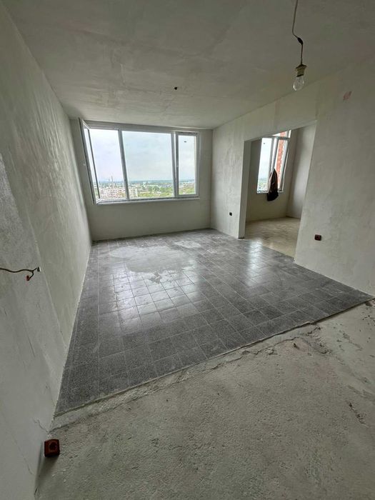 Тристаен апартамент в Кършияка