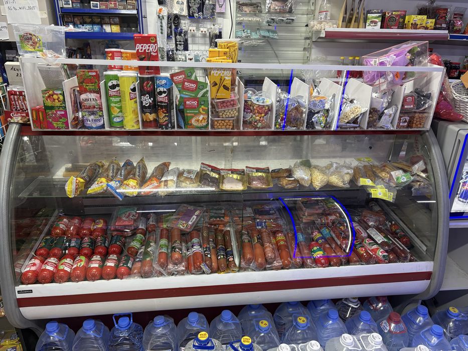 Витринный холодильник