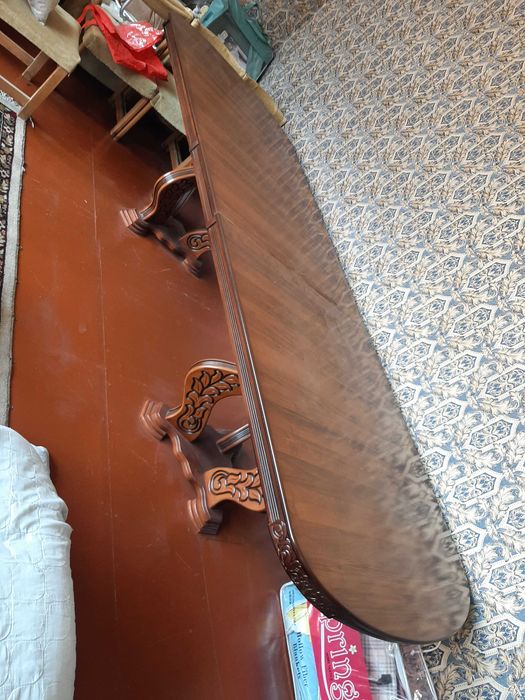 Продается новый стол/ yengi stol sotiladi