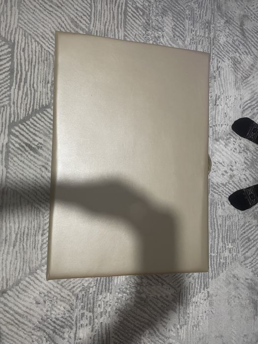 Продам кушетку