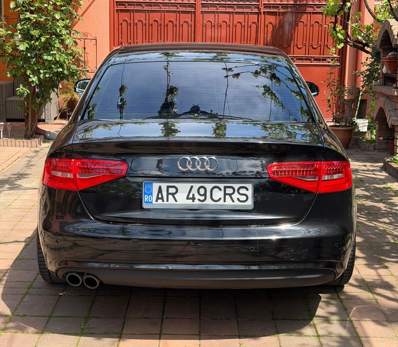 Audi A4 B8 facelift (S-line)