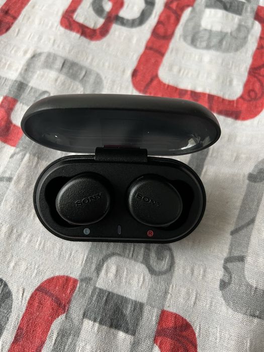 Casti Sony Bluetooth Valea Adanca • OLX.ro
