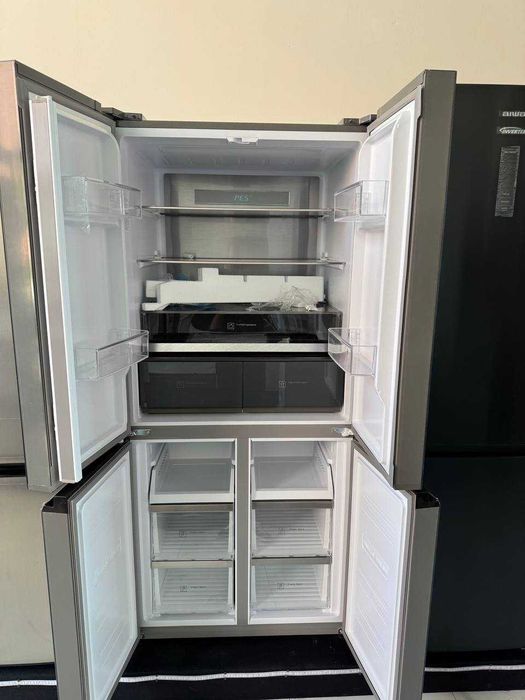 Холодильник Амбассадор в своём деле Aiwa side by side