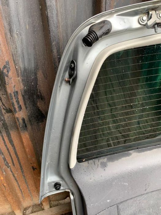 Hayon / Haion cu Luneta / Geam Ford Galaxy 2000 - 2006