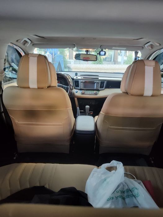 Tоyota Rav4 Cотилади