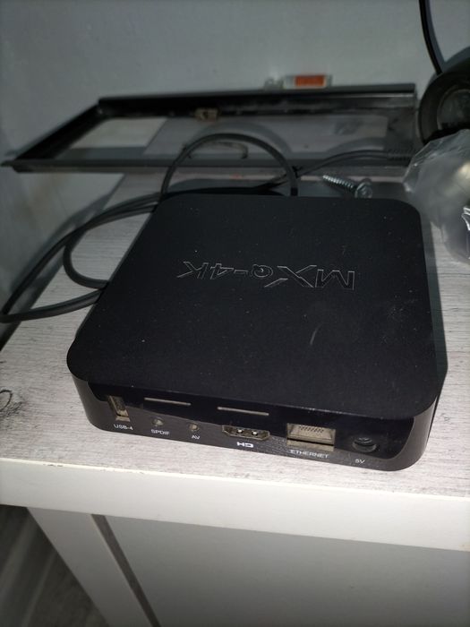 Продам приставку для ТВ.