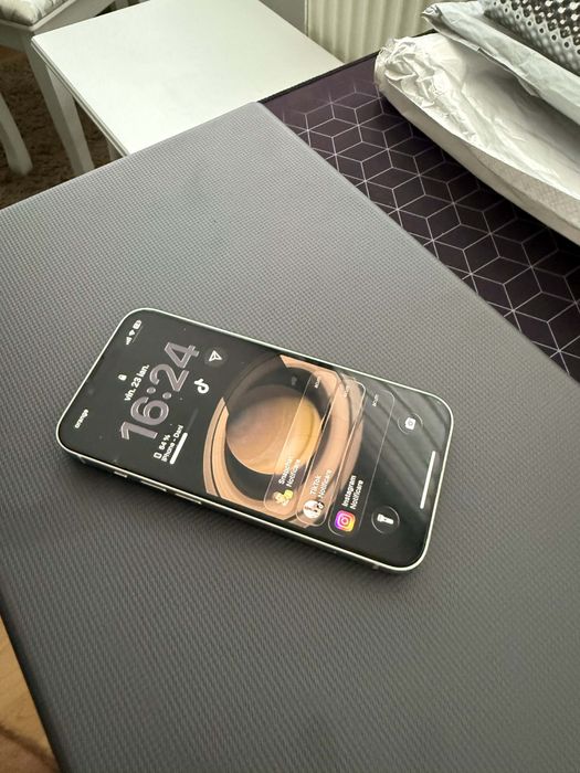 Vand IPhone 14 128gb ca nou