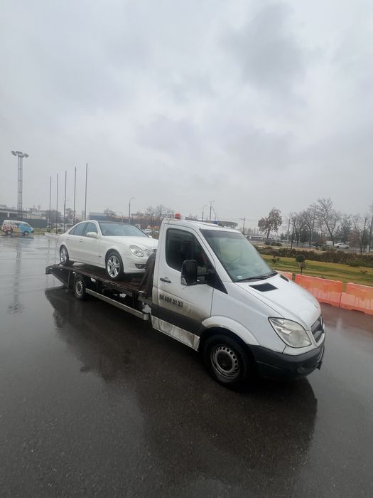 Mercedes Sprinter эвакватор.