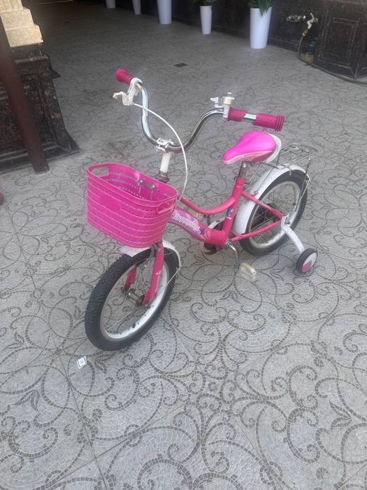 Qizlar uchun bolalar velosipedi (4–6 yosh)