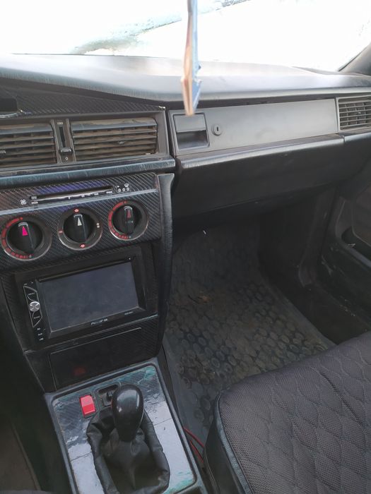 Продам Мерседес 190