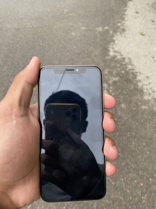 IPhone X 256gb feys bo turton yo