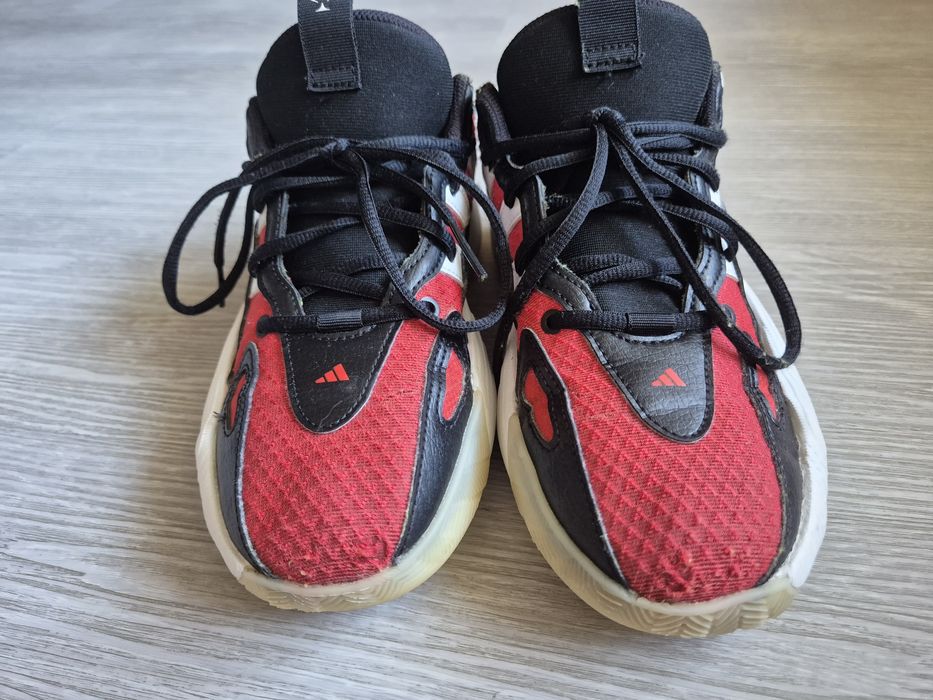 Баскетболни маратонки adidas TRAE UNLIMITED 2 J