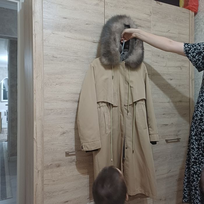 Парка зима.Почти новая.