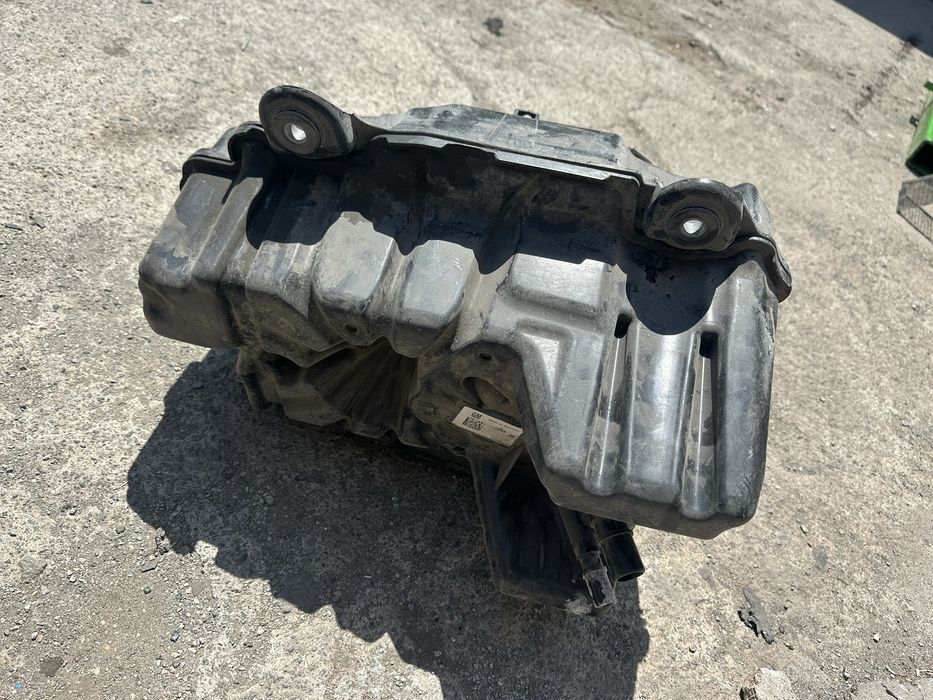 Резервоар Adblu за Opel Insignia 2021 2.0cdi