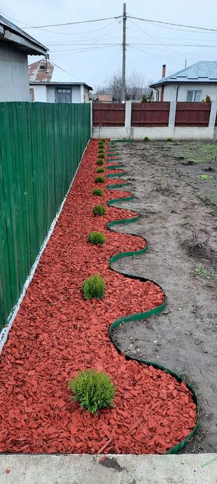 Amenajări grădini gazon și plante ornamentale pavaje din piatra natura