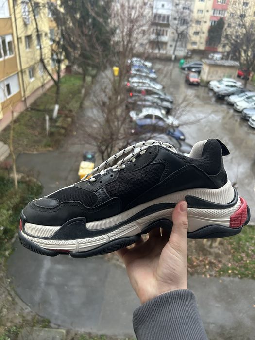 Balenciaga triple s