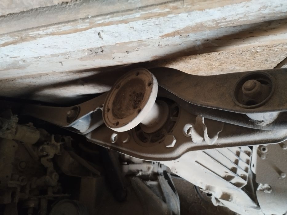 Audi 100 задний редуктор