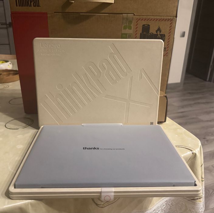 ThinkPad X1 Carbon Gen 13 Intel (14ʺ) Aura Edition
