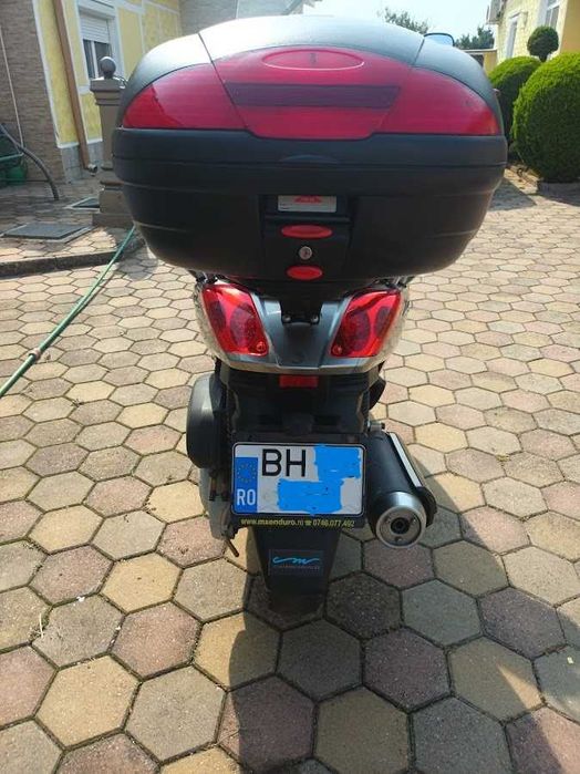 Scuter Yamaha XMax 250