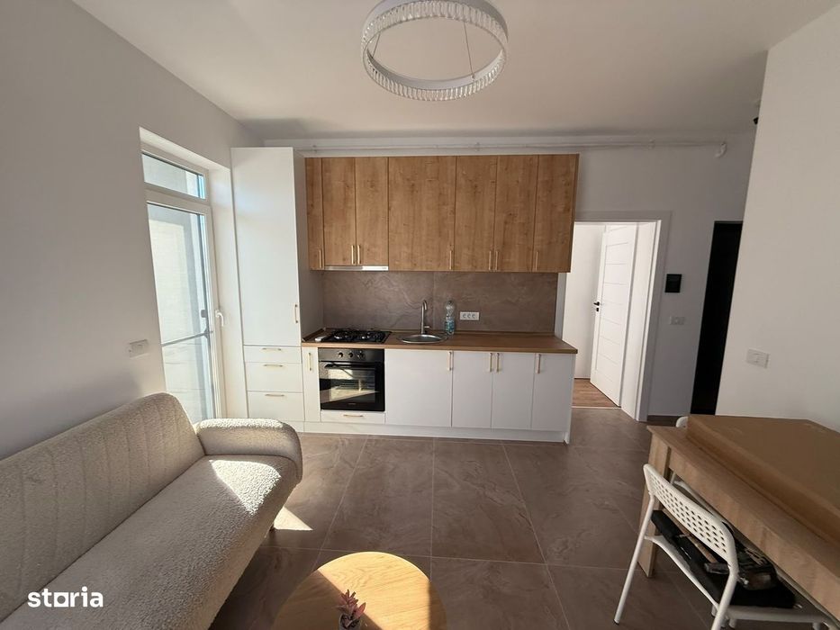 Apartament modern, prima închiriere, complet nou balcon generos