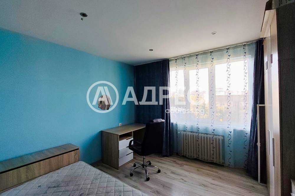 Многостаен апартамент в кв. "Варош