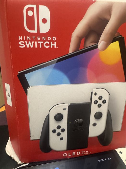 Nintedo switch white