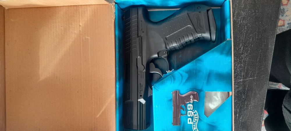 Vând pistol airsoft walther p99 dao 4 j