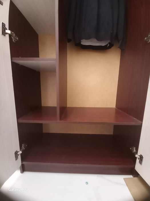 Продам шкаф для прихожий