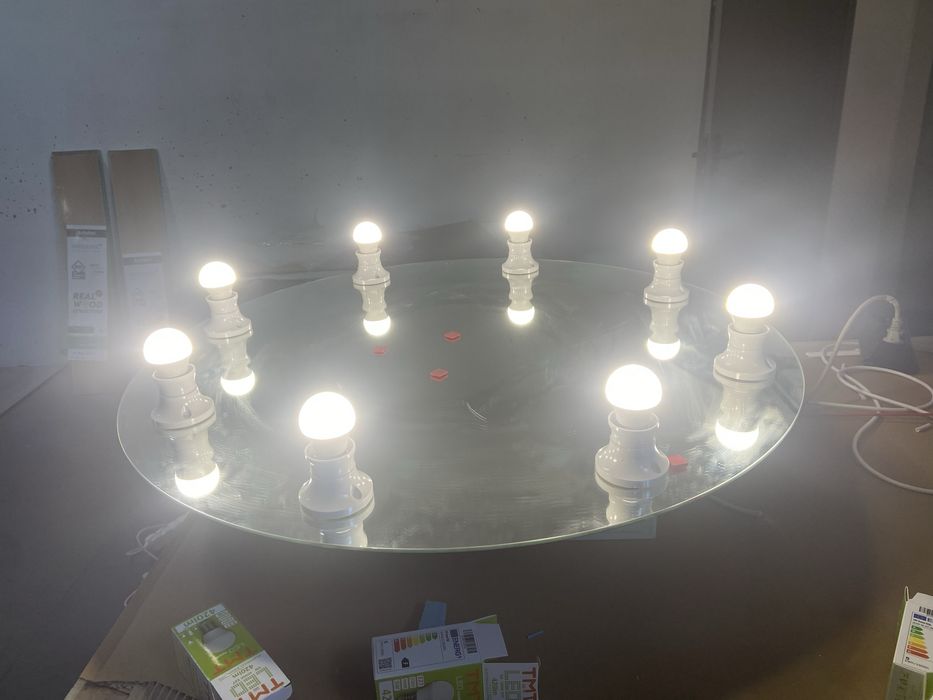 Огледала по поръчка с лед светлина