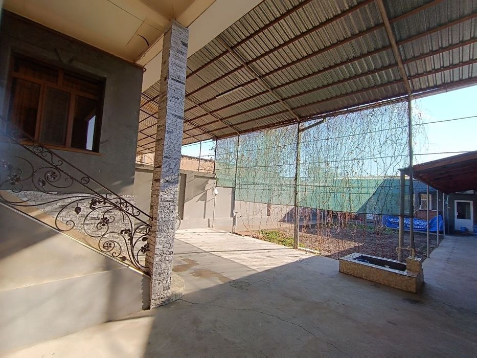 Срочно продаётся свой дом! Uy sotiladi .. xolati yaxshi  ozimi uyim