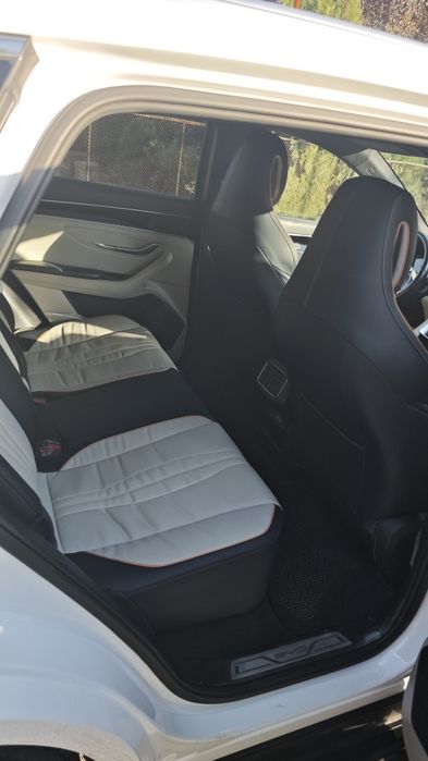Byd song plus, poziciya 2, rangi oq, toza,