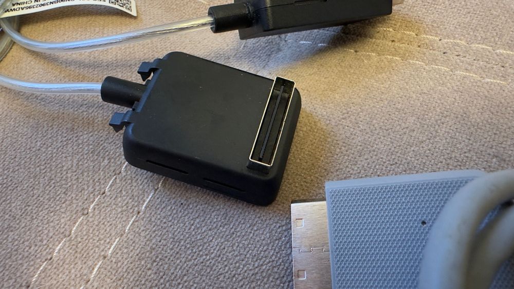 vand doua cabluri One Connect TV Samsung