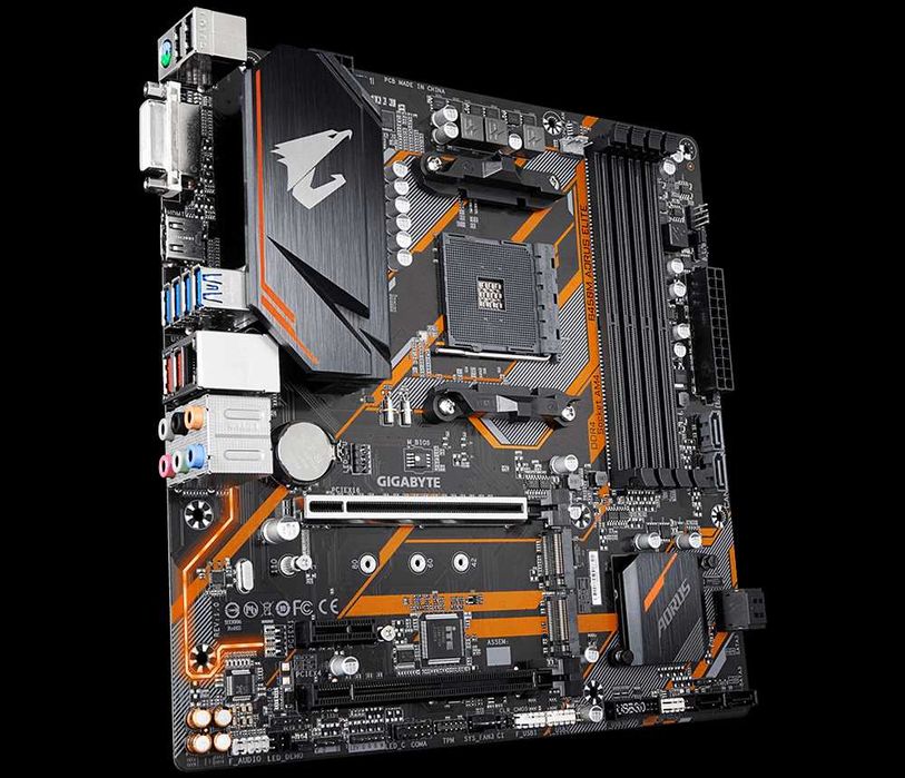 GIGABYTE B450M AORUS ELITE Gaming + AMD Ryzen 5 5500 AM4 + Кудер башня