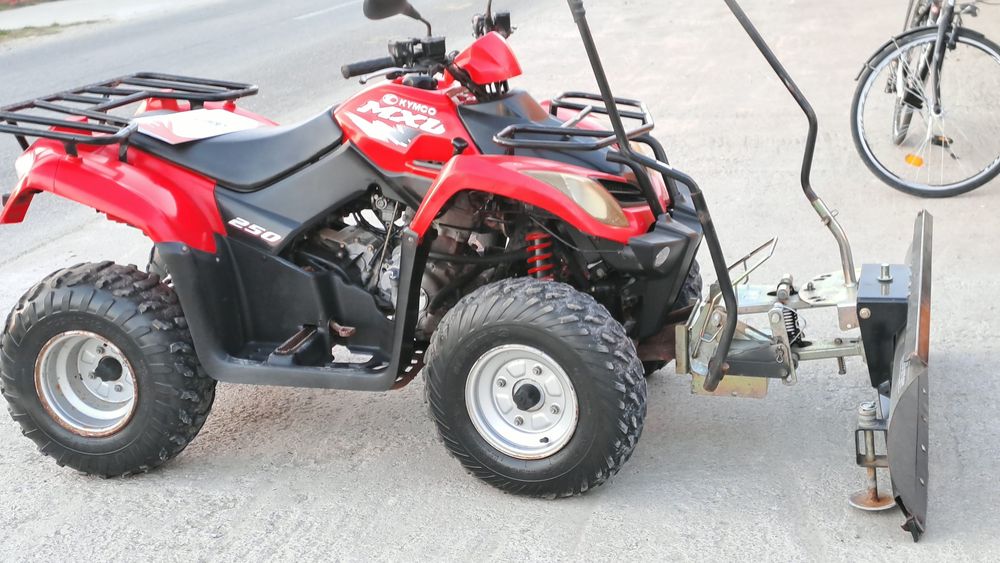 Atv kymco Mxu 250cc