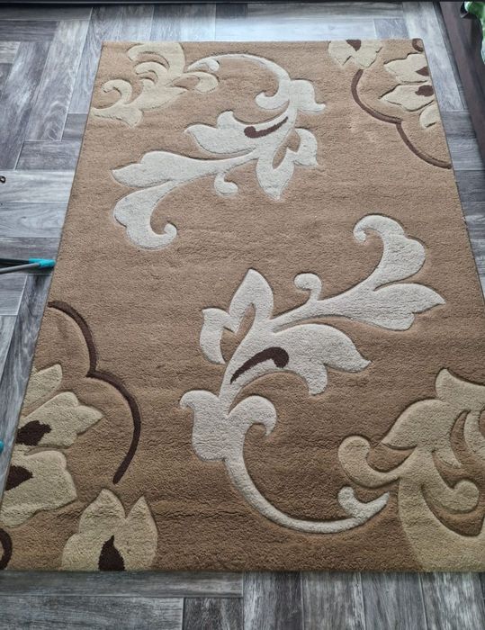 Продам два ковра.