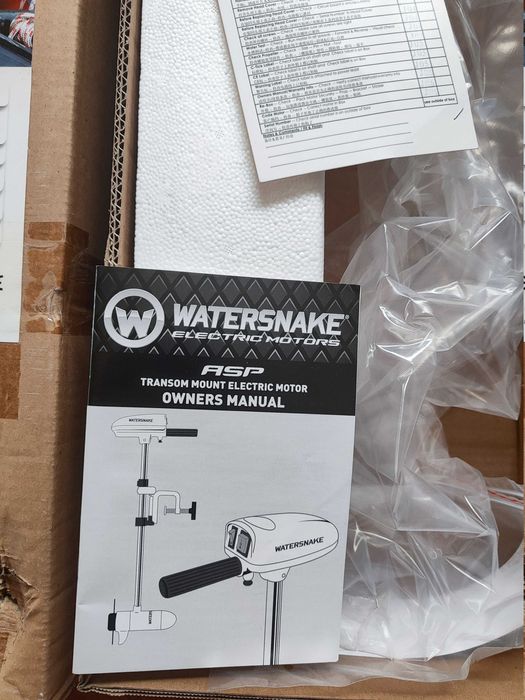 Продавам двигател за каяк/лодка Watersnake T24