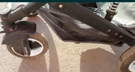 Детская коляска.