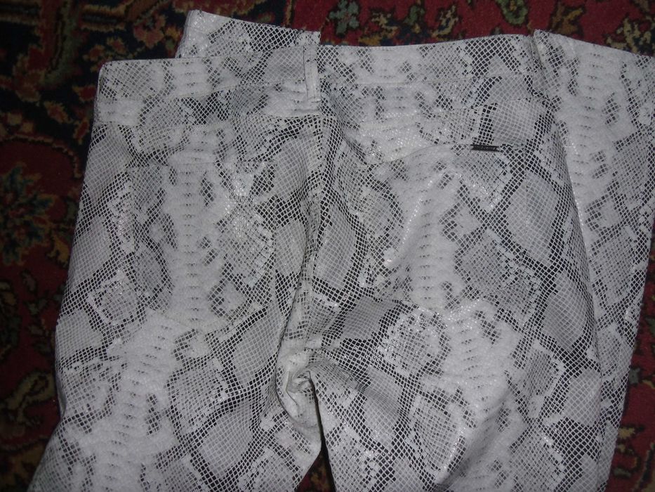pantaloni cu fusta piele eco