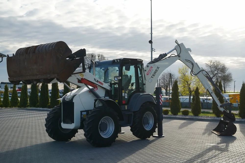 Terex TLB 990 / BULDOEXCAVATOR / SET CUPĂ / 3.300 ORE /