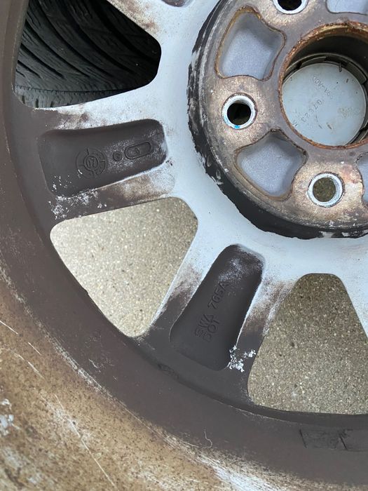 Гуми с Джанти за Honda 225/65 R17