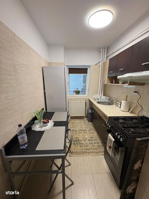 1 cam 33 mp zona garii et2/8 mob si utilat complet  totul nou 380 euro