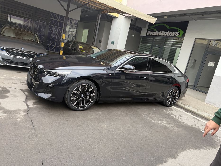 BMW i5 35L M-Sport 2025 yil